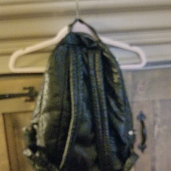 Backpack - Picture 3 of 4